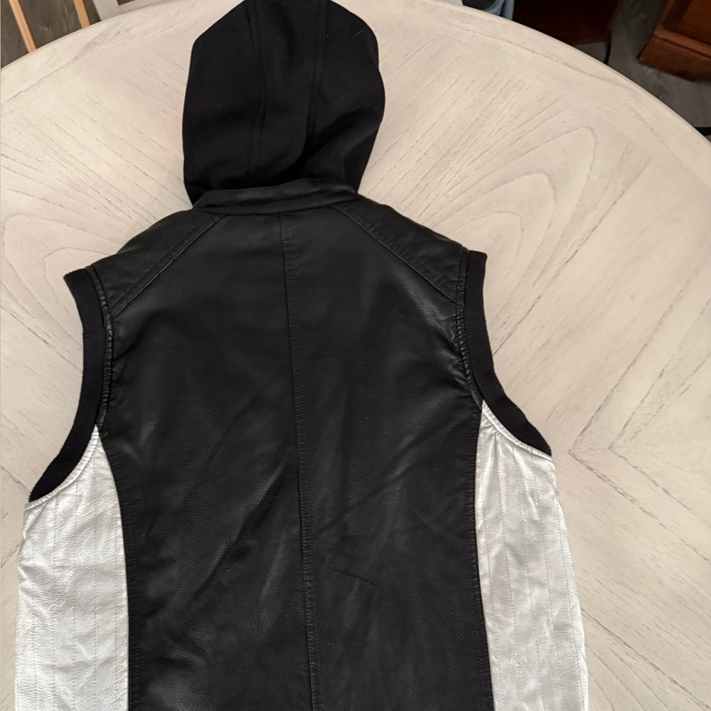 Men's Fried Denim NYC Black Faux Leather Biker Vest, Size Medium. - Picture 13 of 16
